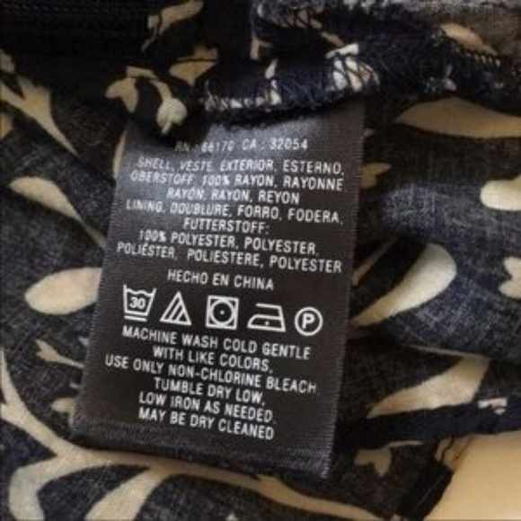 Vanessa Virginia | Empire Waist Cap Sleeved Blouse - Picture 6 of 6